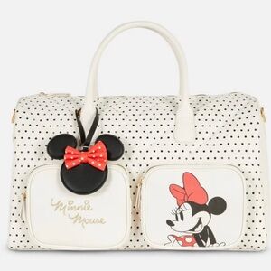 Disney x Primark Minnie Mouse Quilted/Poke-a-dot Weekender Bag